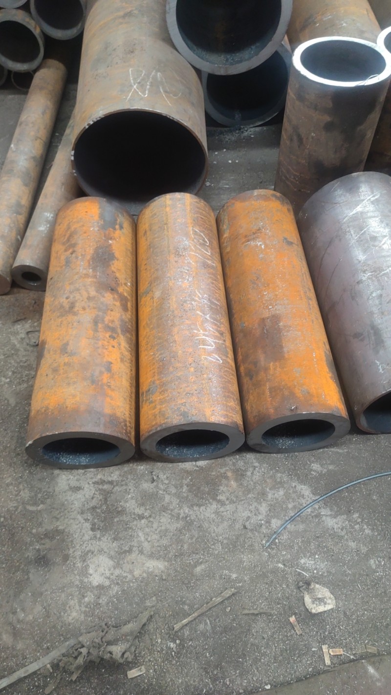林西林西林西20CrMo无缝钢管切割